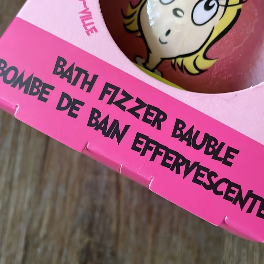 Grinch Cindy Lou Bath Fizzer Bomb - Picture 2 of 5